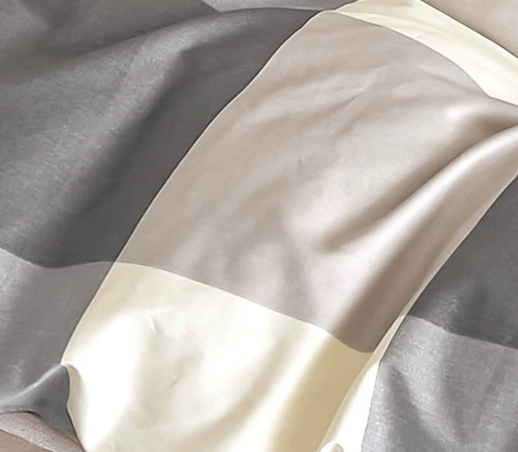 Parure De Couette Imprimé Double Face + 2 Taies D'Oreiller Volant Plat Piqué - 100% Percale Pur Coton Peigné