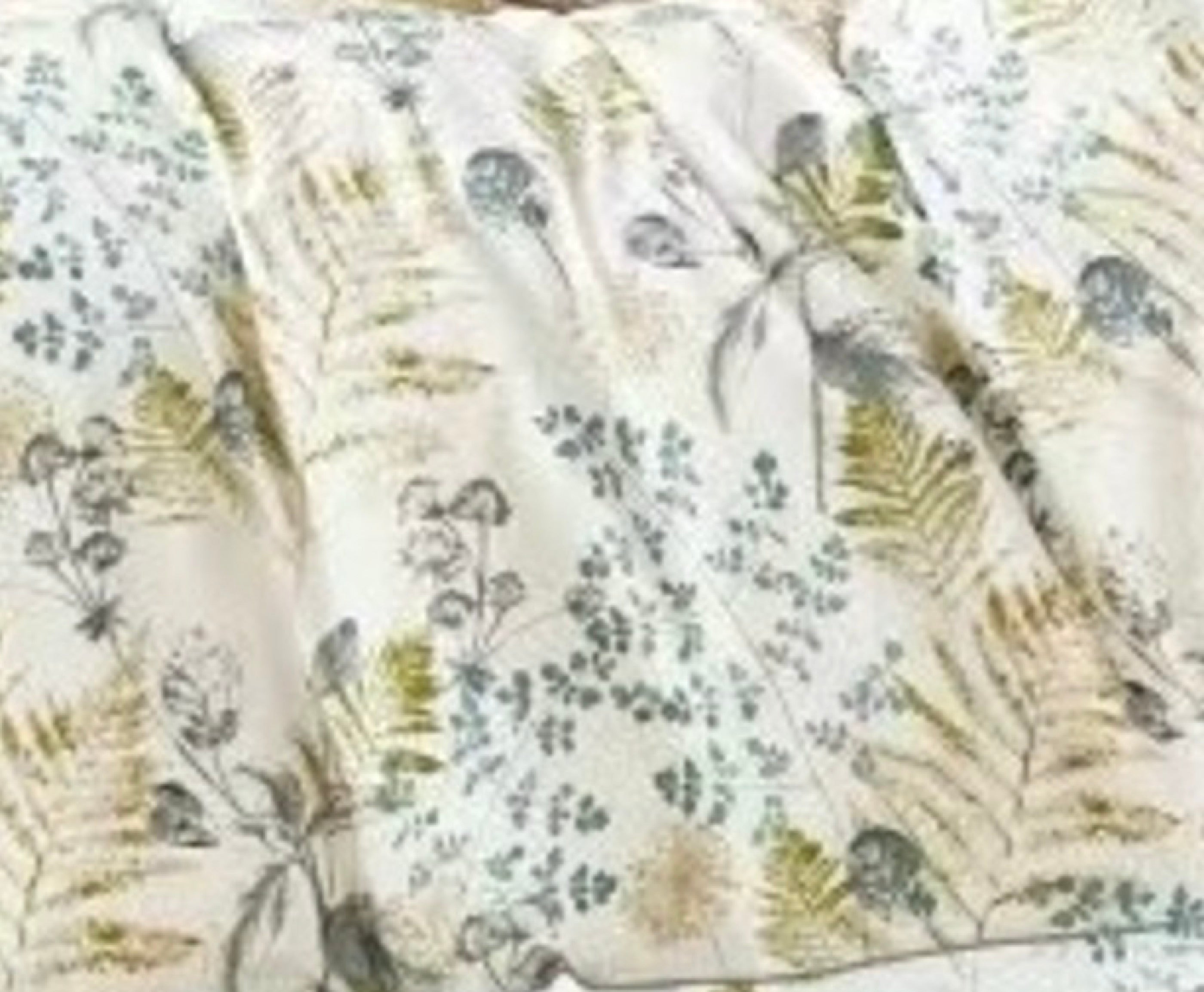 Parure De Couette Imprimé Double Face + 2 Taies D'Oreiller Volant Plat Piqué - 100% Percale Pur Coton Peigné