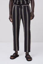 Closed - Pantalon Regular En Lin Noir - Homme
