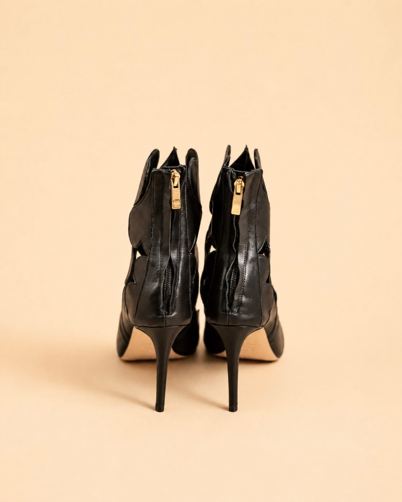 Opium In Black Nappa