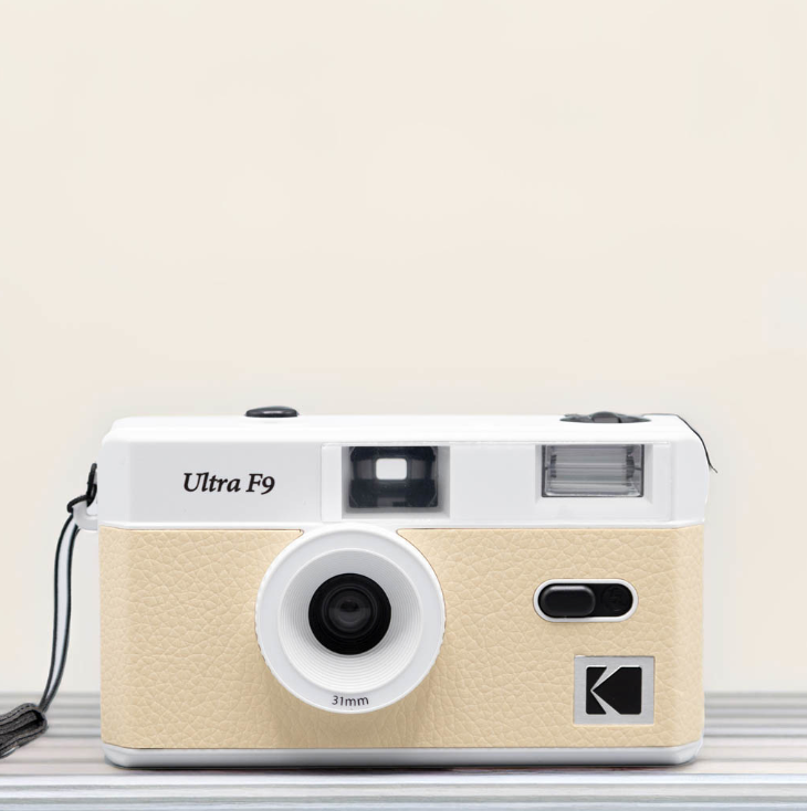 Appareil Argentique - ULTRA F9 - Light Beige - 2 Pellicules Couleur Offertes - Kodak