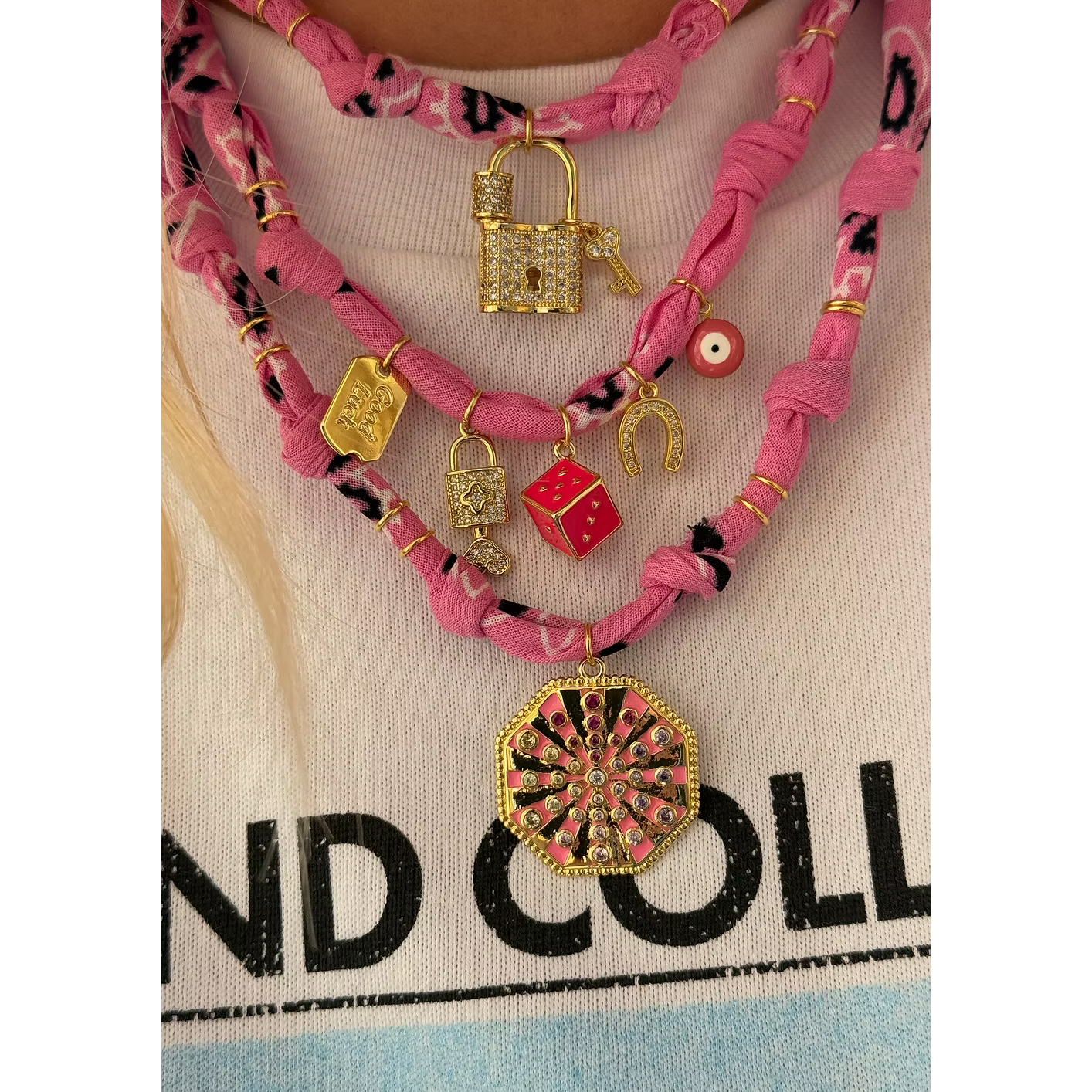 Collier Vegas Members Dé Rose