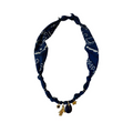 Collier « Antique »Main Doré