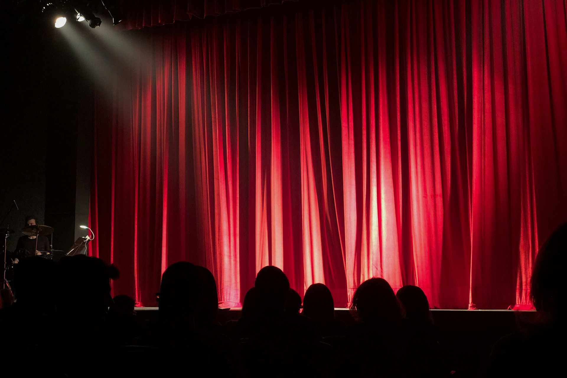 Carte Cadeau - Experience Fever - Comedy Club in Paris - 1 personne