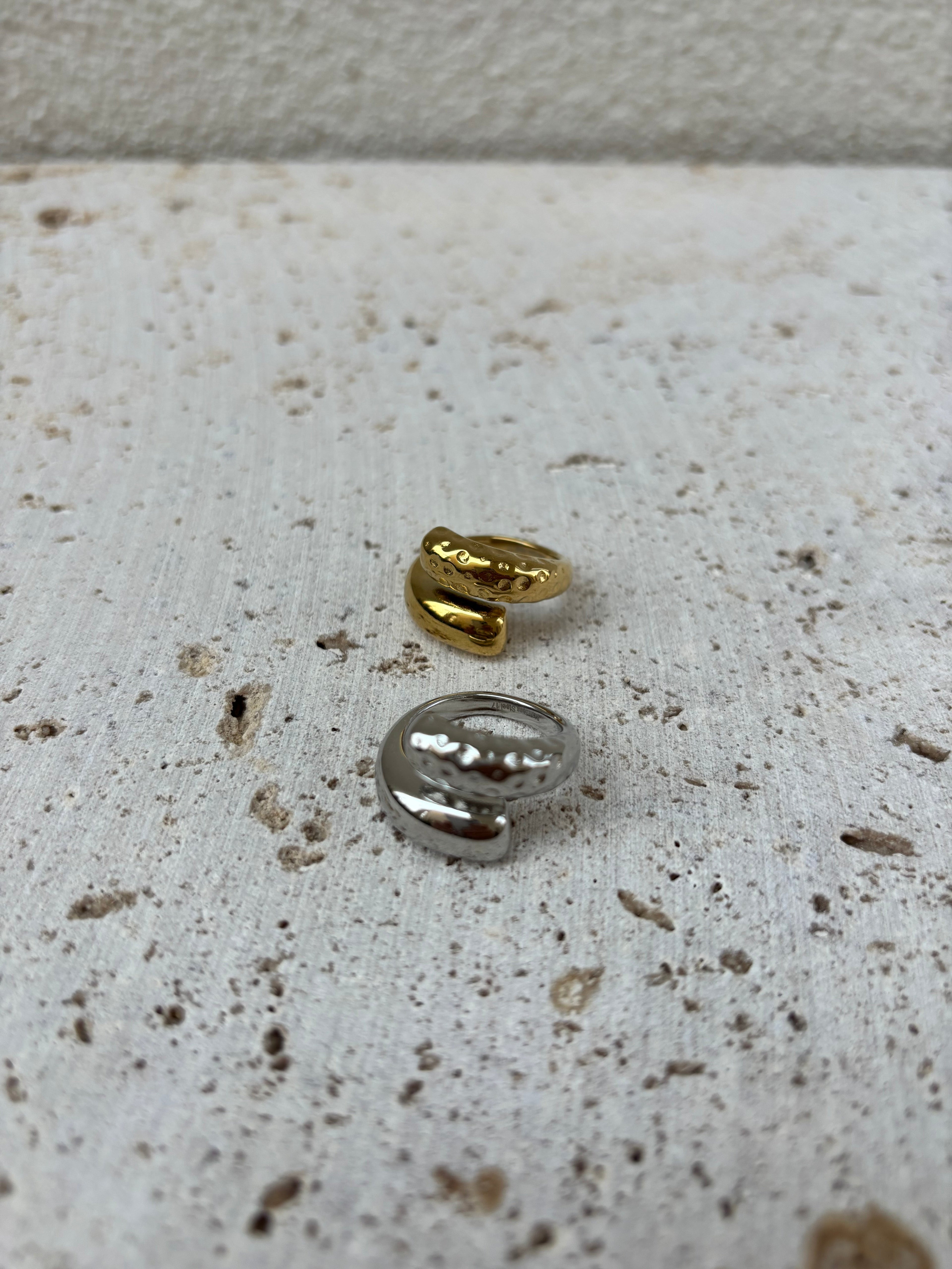 Bague Hammered Embrace