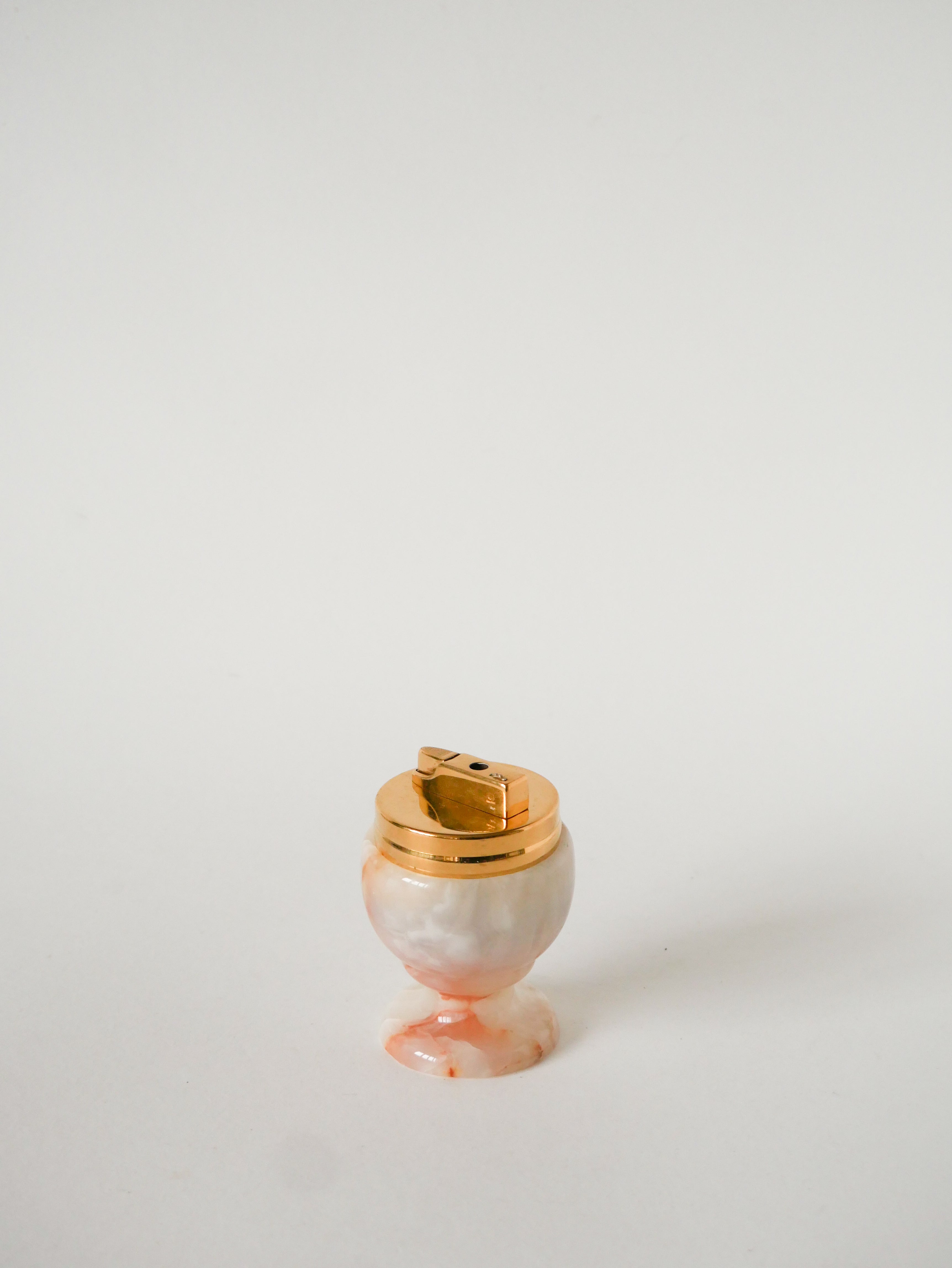 Briquet En Onyx, Beige Et Marron, 1970