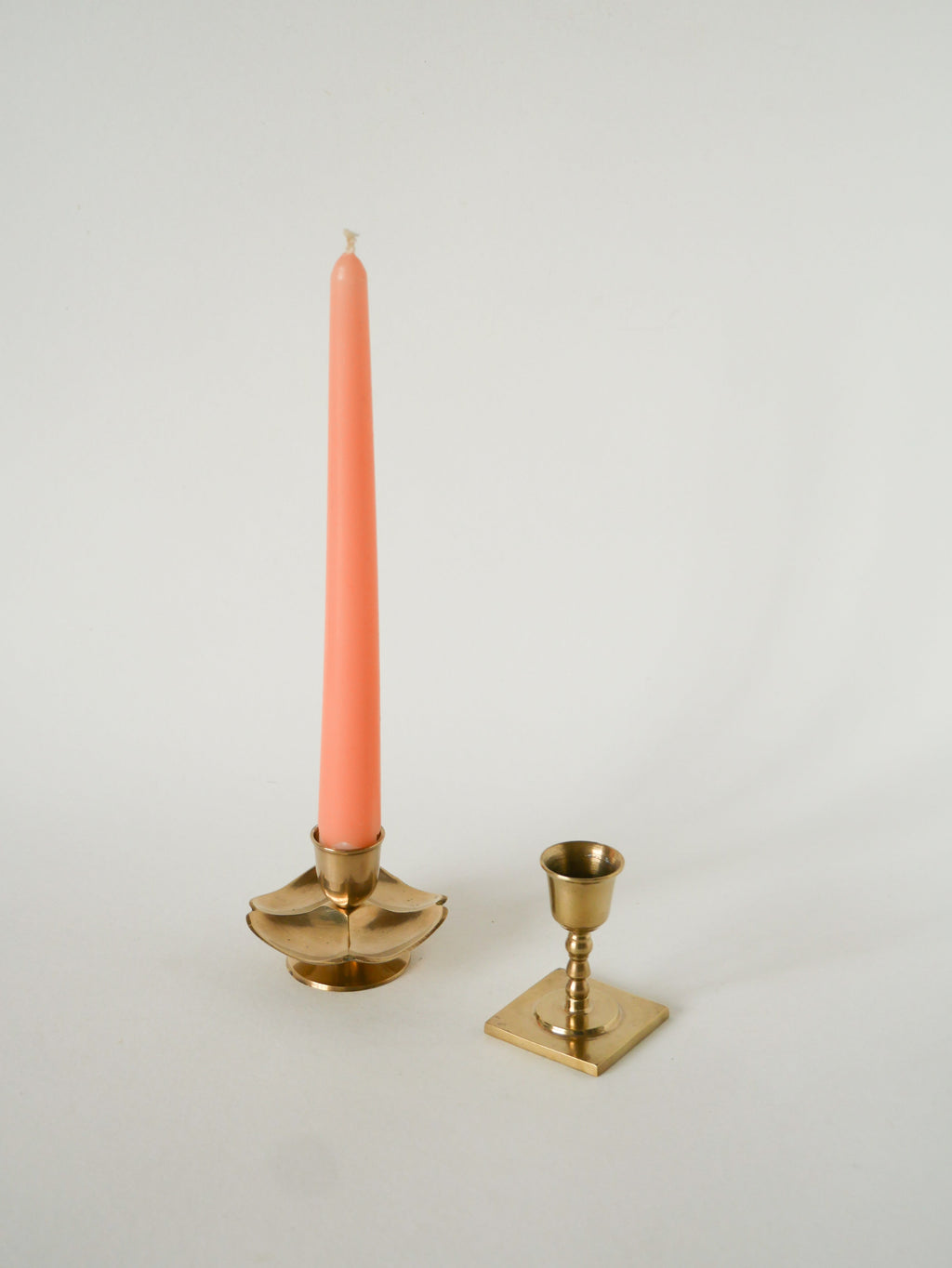 Duo De Bougeoirs En Laiton, 1950