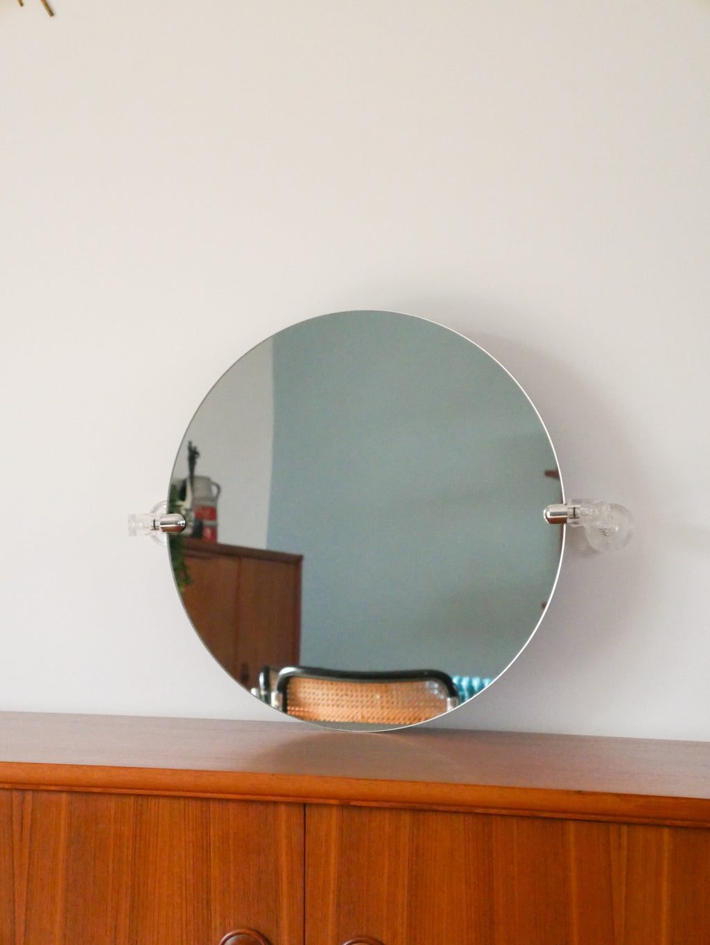 Grand Miroir En Plexi, Forme Ronde, Design, 1970 - 60 X 50 Cm
