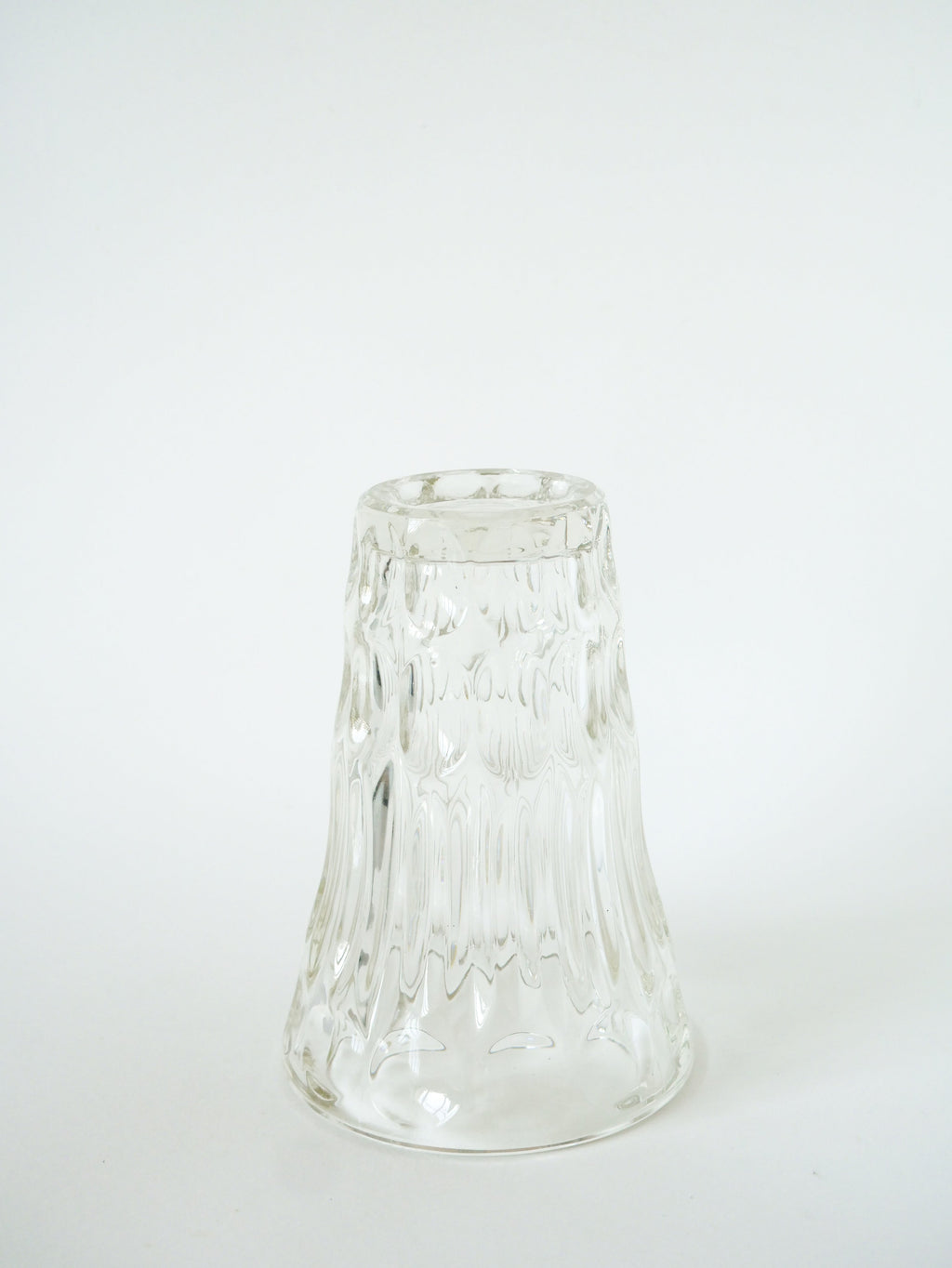 Grand Vase En Verre Moulé, Art Déco, 1930 - 20 X 13 Cm