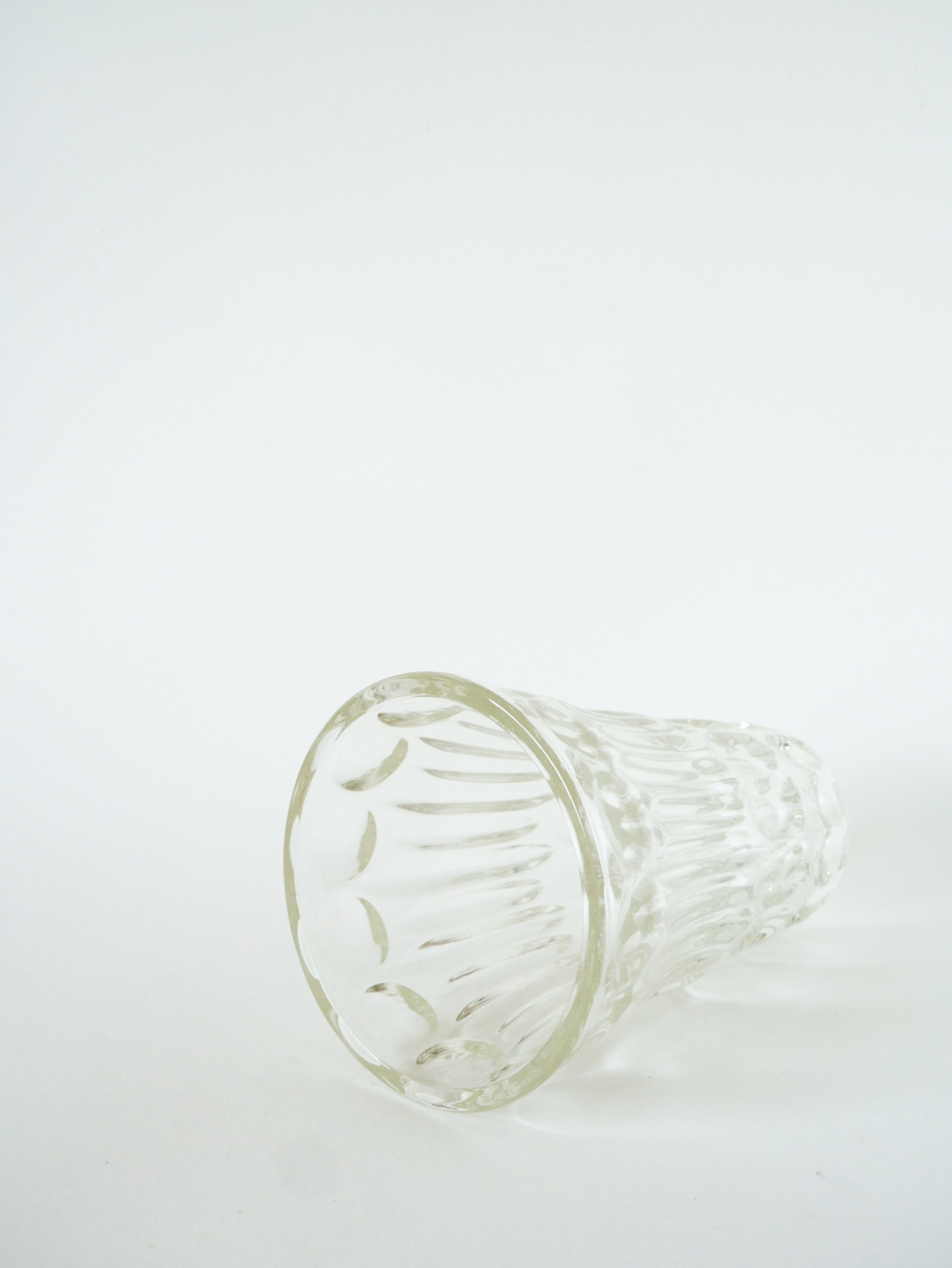 Grand Vase En Verre Moulé, Art Déco, 1930 - 20 X 13 Cm