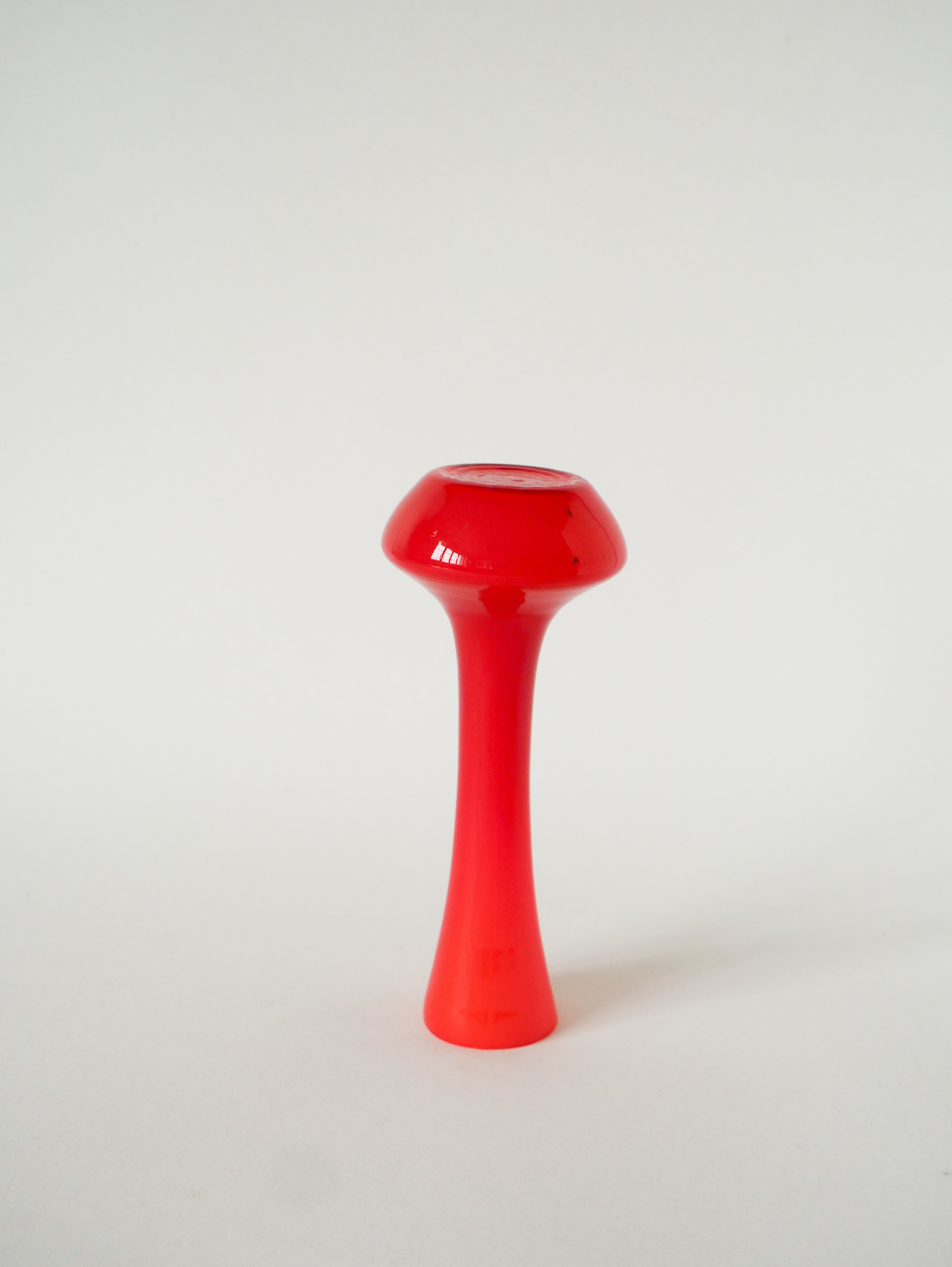 Vase En Opaline, Rouge Orangé, Design, 1970
