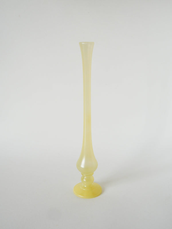 Grand Vase Soliflore En Opaline, Jaune Pastel, 1970