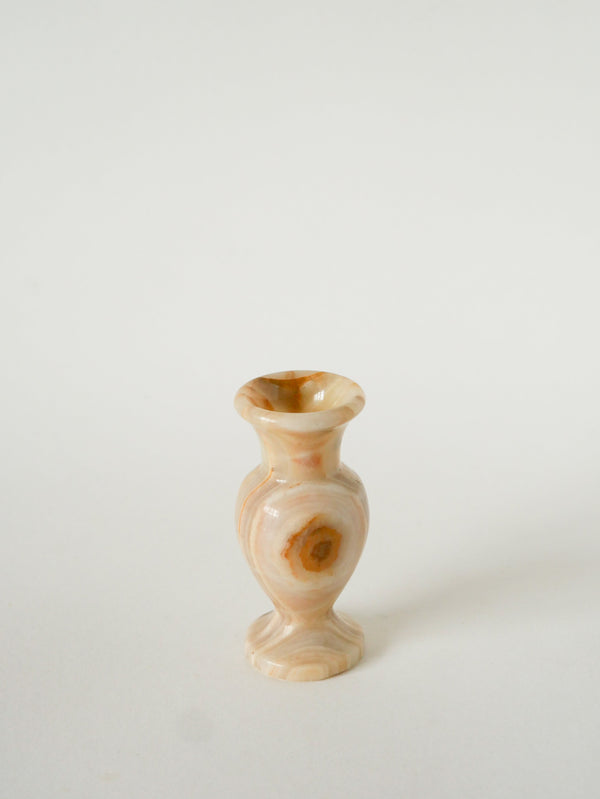 Petit Vase En Onyx, Beige, 1970 - 11.5 X 6 Cm