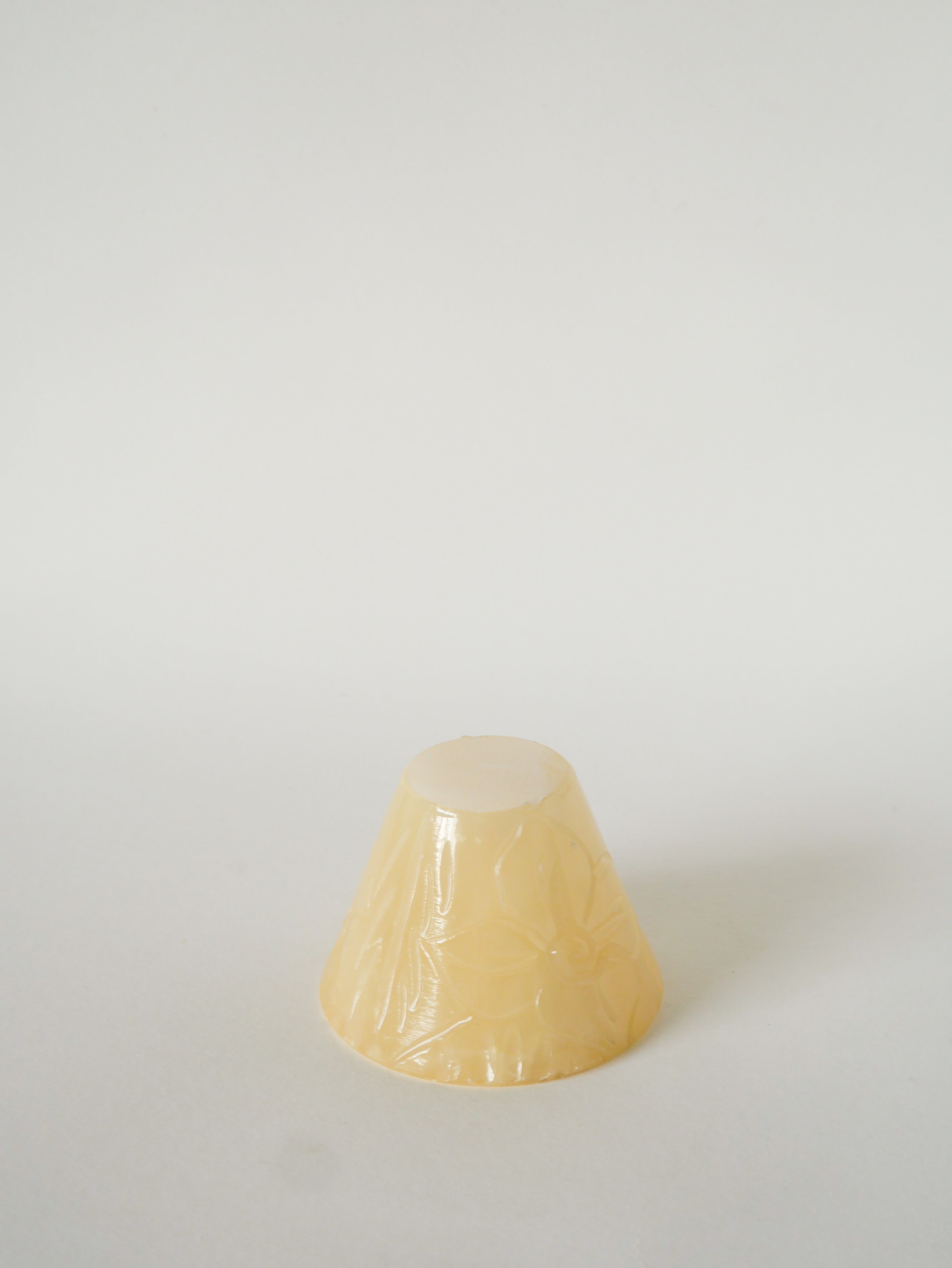 Grand Mortier Et Pilon En Albâtre, Crème, Motifs Fleurs, 1970