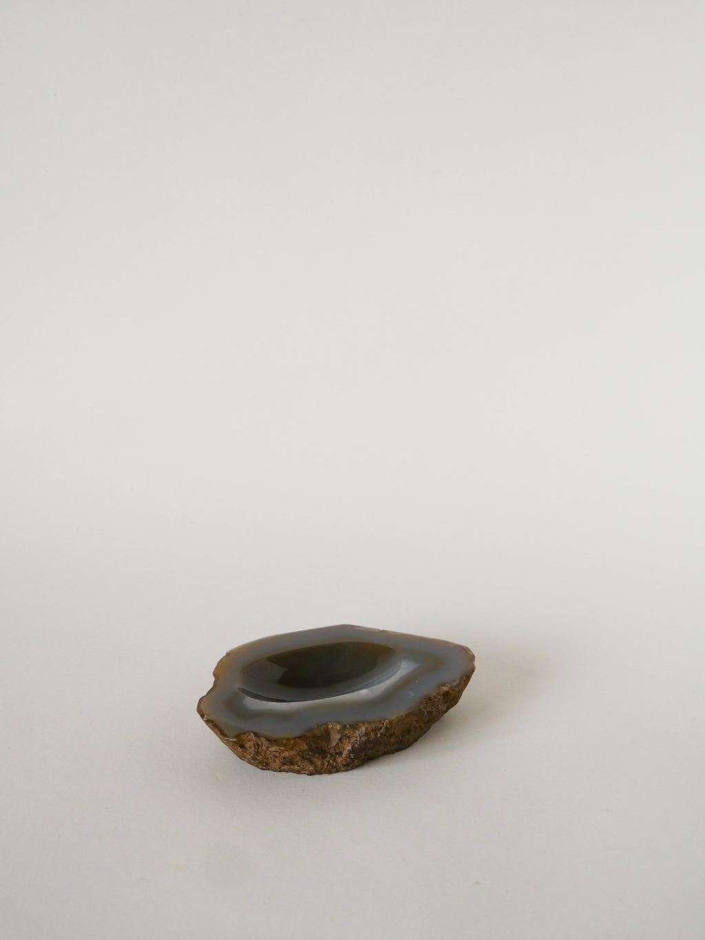 Cendrier En Albâtre, Forme Libre, Beige Et Violet, 1970