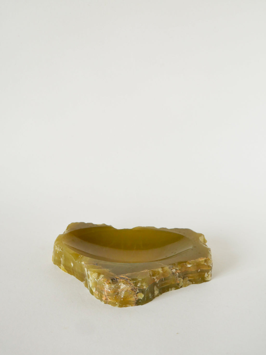 Très Grand Vide-Poche En Albâtre, Forme Libre, Ocre, 1970