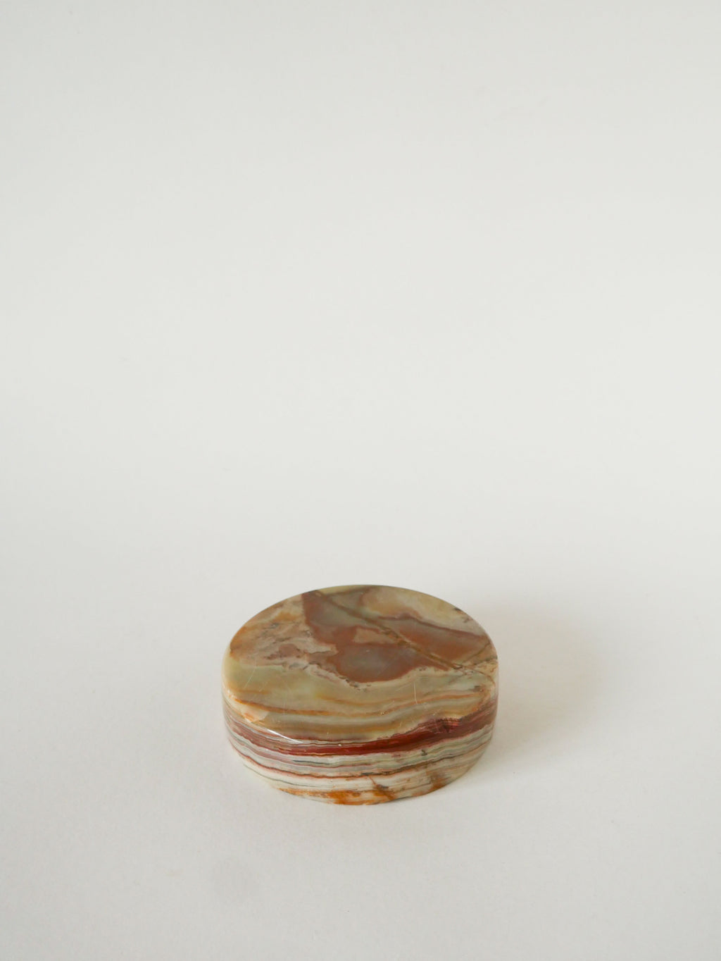 Grand Vide-Poche En Albâtre, Forme Ronde, Beige Et Marron, Design, 1970 - 13 X 3.5 Cm