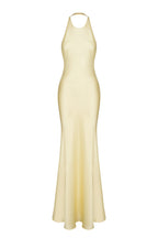 Robe Longue En Satin Avec Étole En Chiffon - Jaune