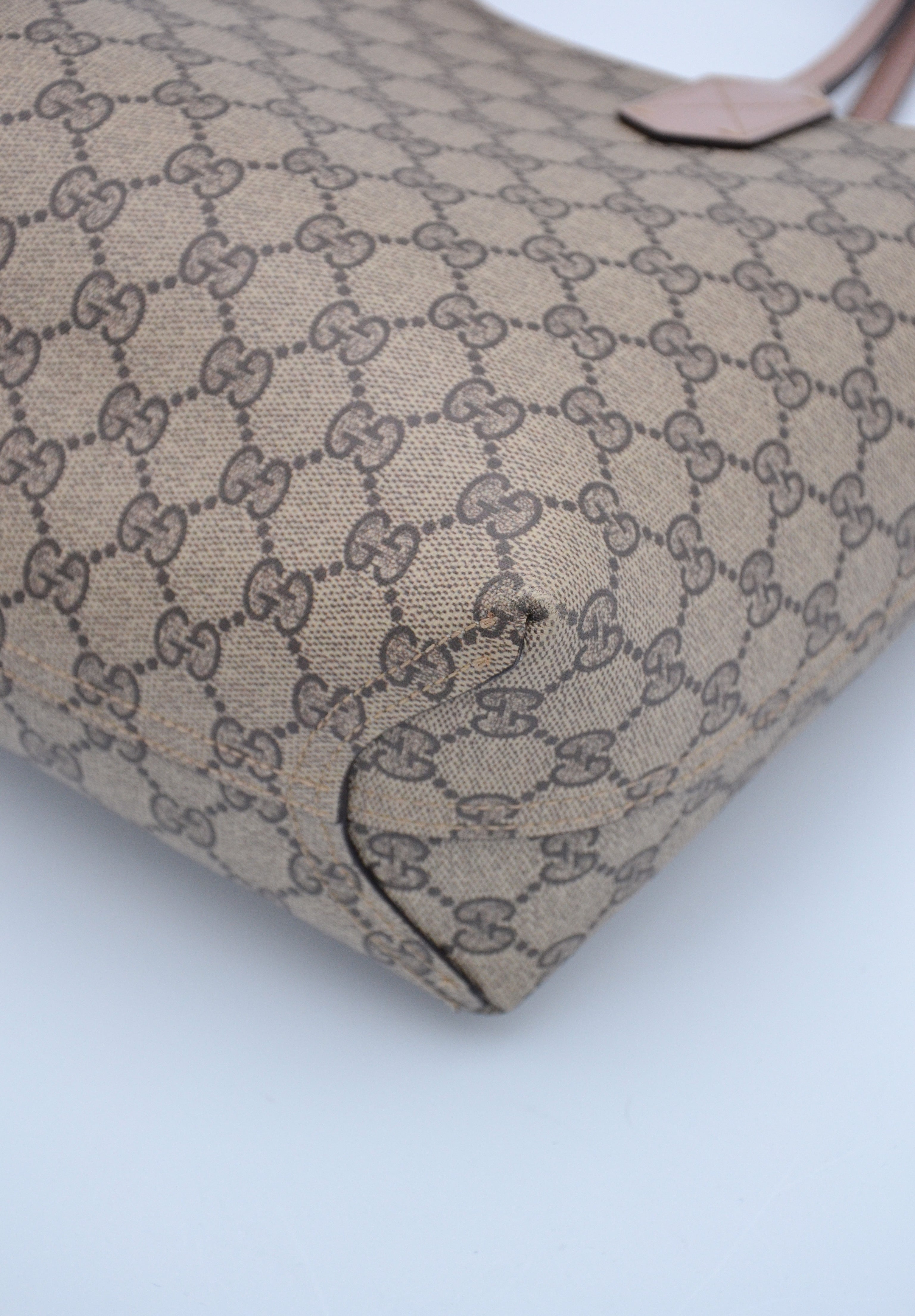 Tote Mm Gucci Réversible Gg Supreme