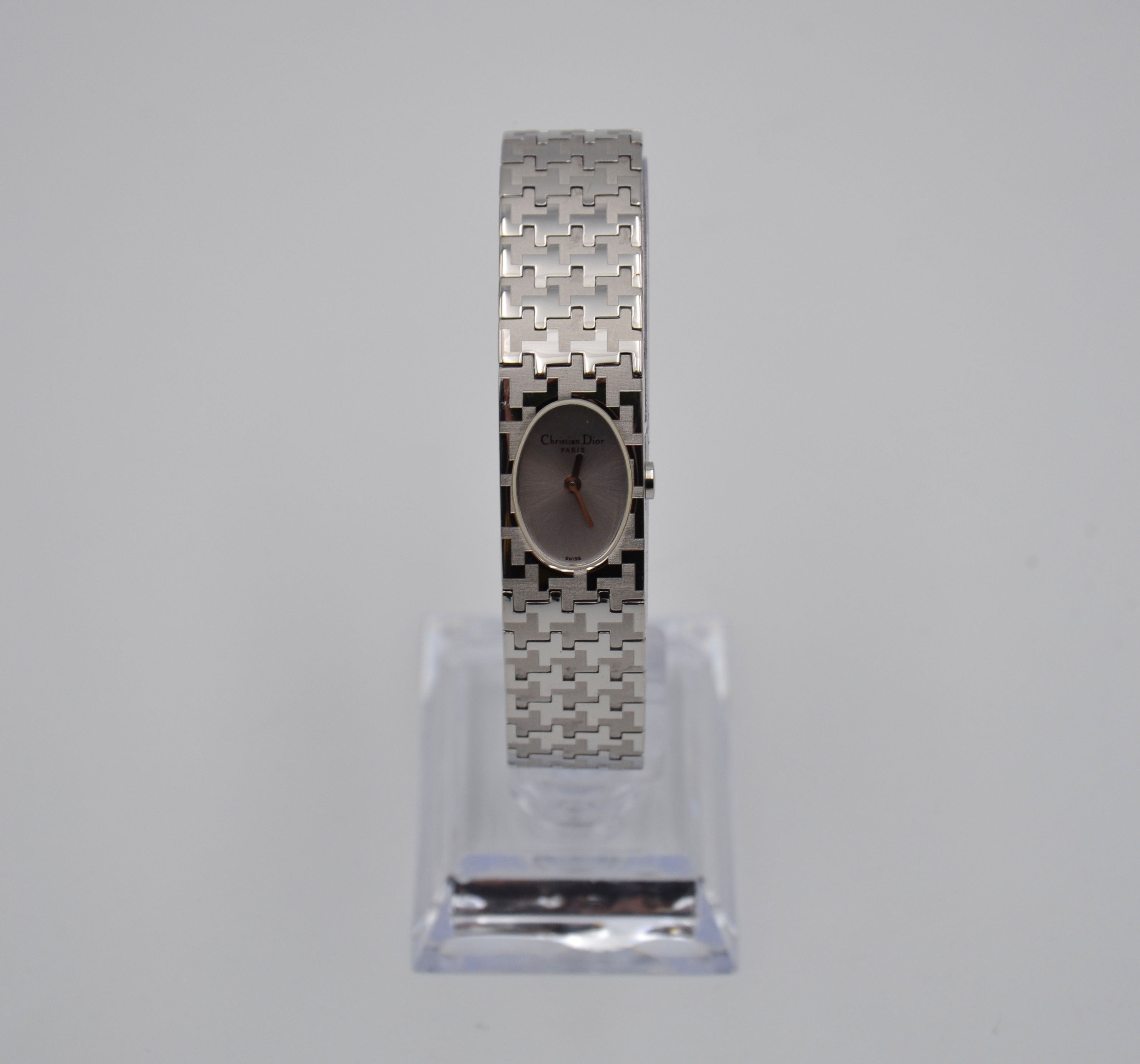 Montre Vintage Acier Quartz D70-100