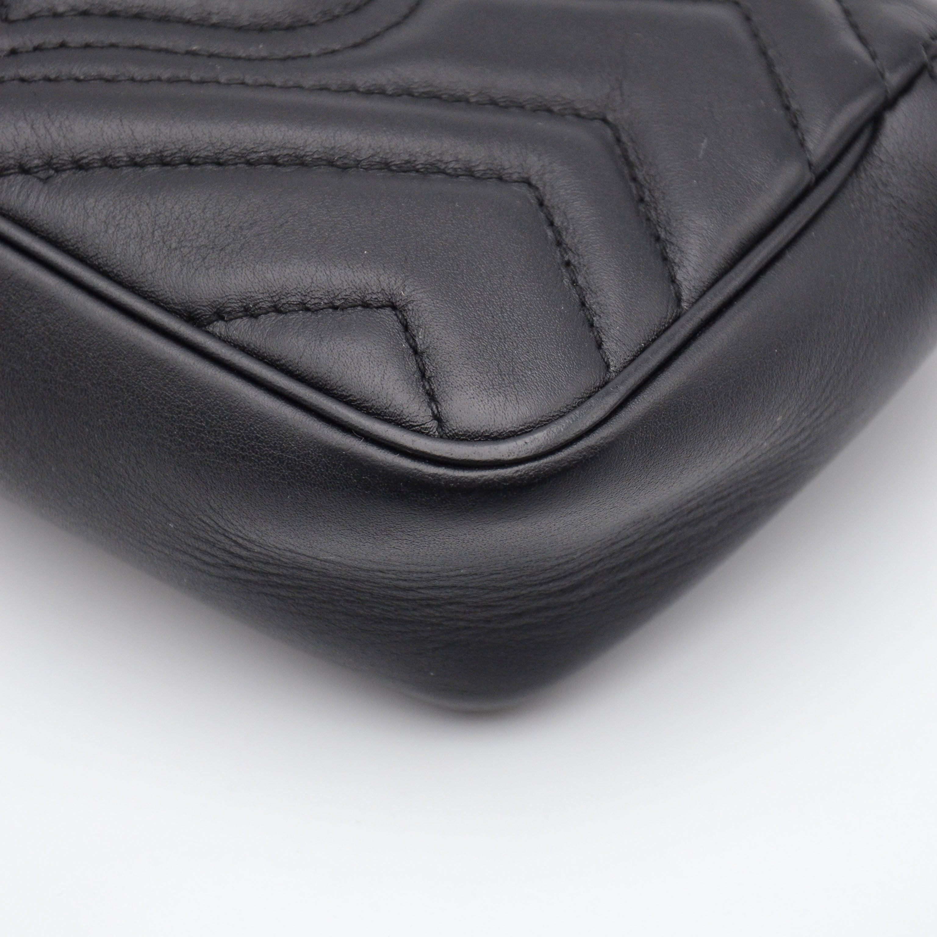 Sac Gucci Gg Marmont Super Mini Matelassé Noir