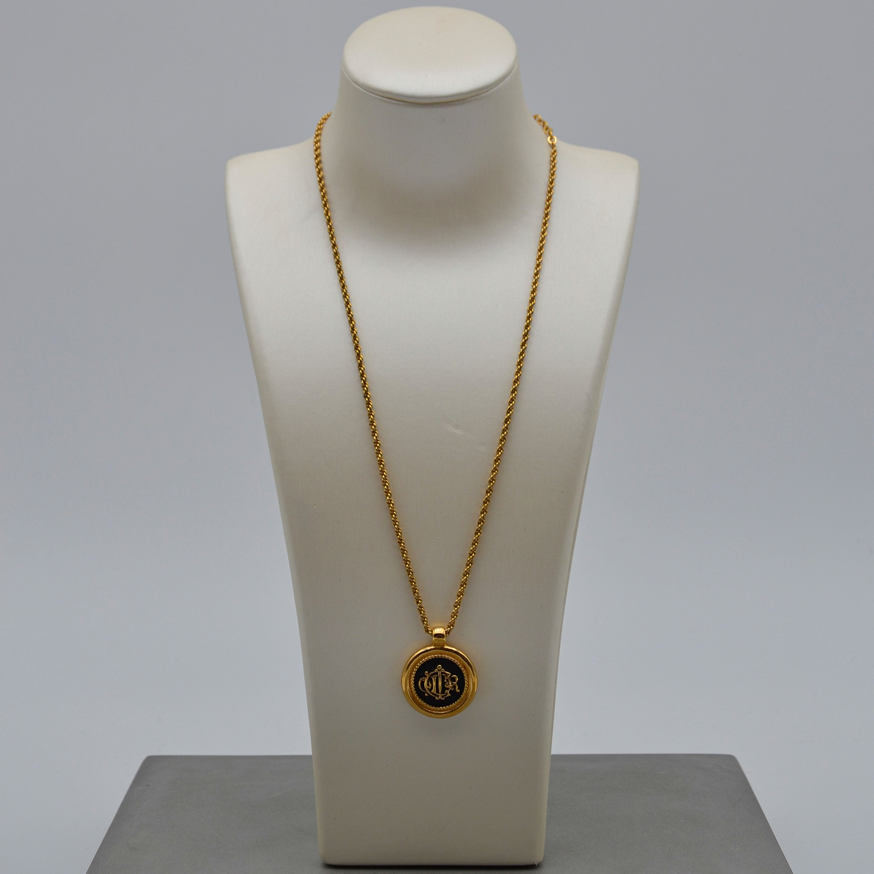 Christian Dior Collier Médaillon Vintage