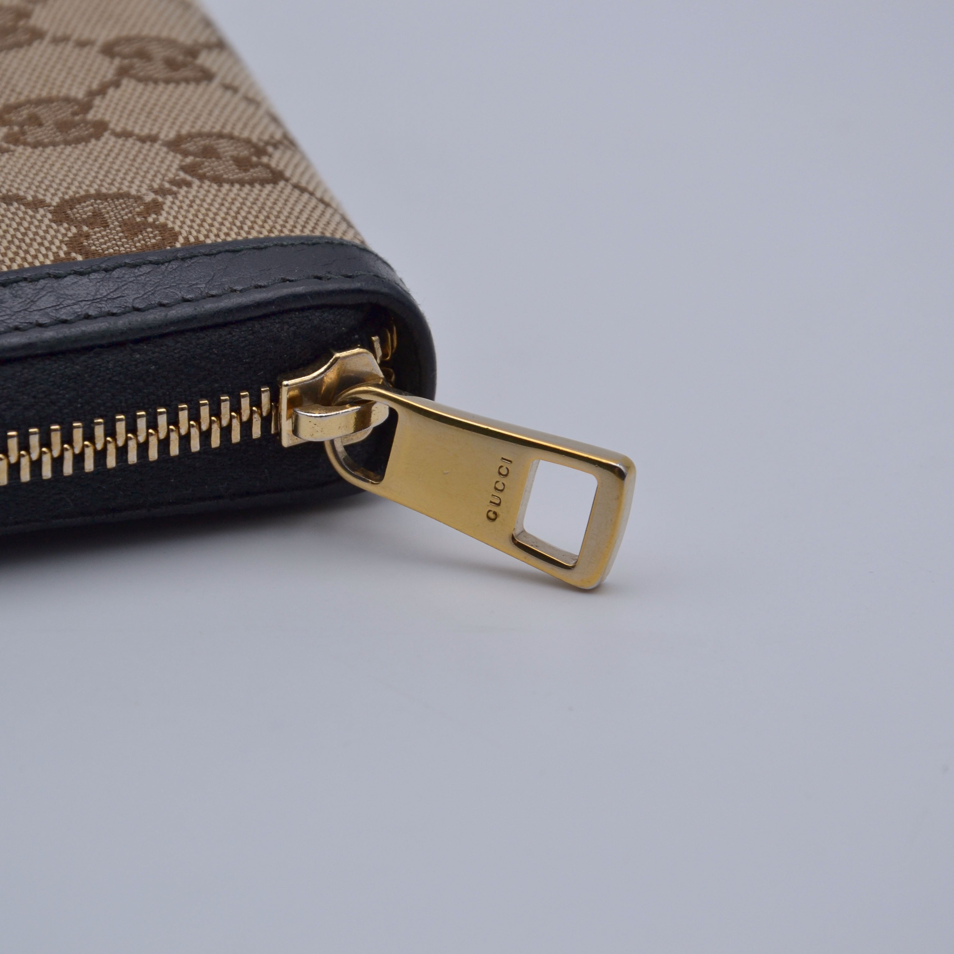 Gucci Portefeuille Compagnon Gg Supreme