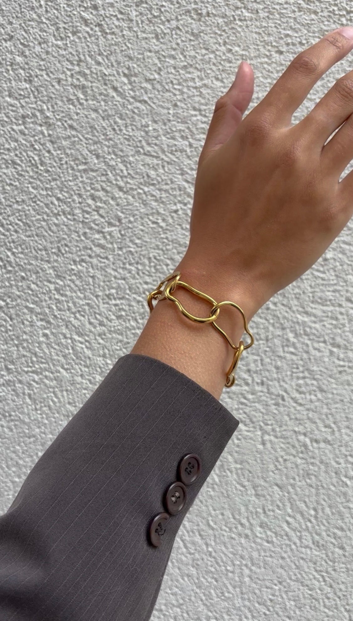 Bracelet Outline