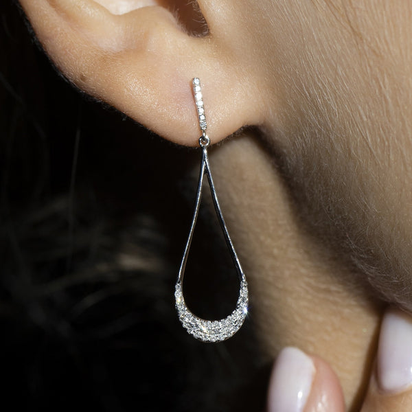 Boucles D'Oreilles "Gouttes D'Amour Précieuses" D0,29/80 - Or Blanc 375/1000