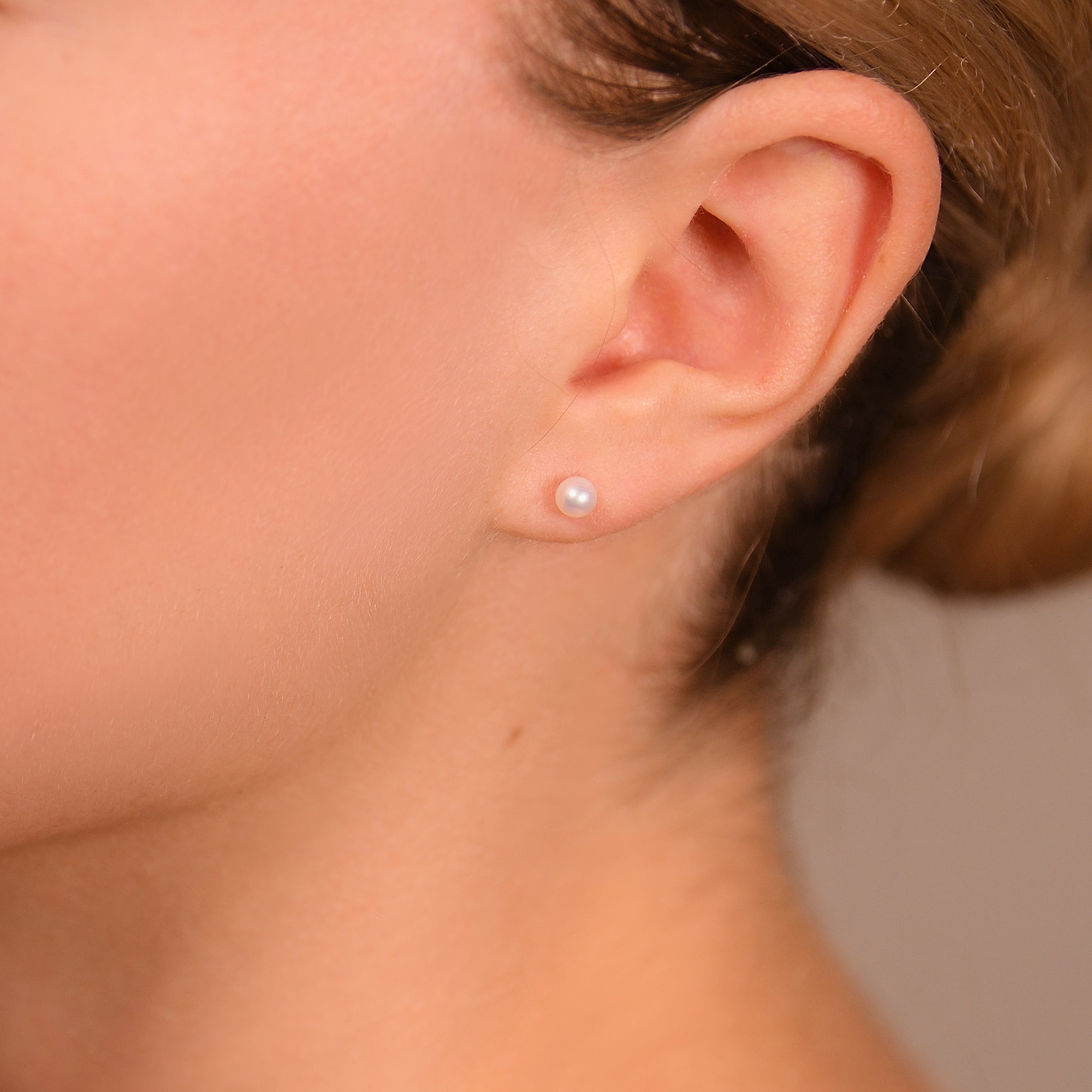 Boucles D'Oreilles "My Pearl" Or Blanc 375/1000 Perles Blanches