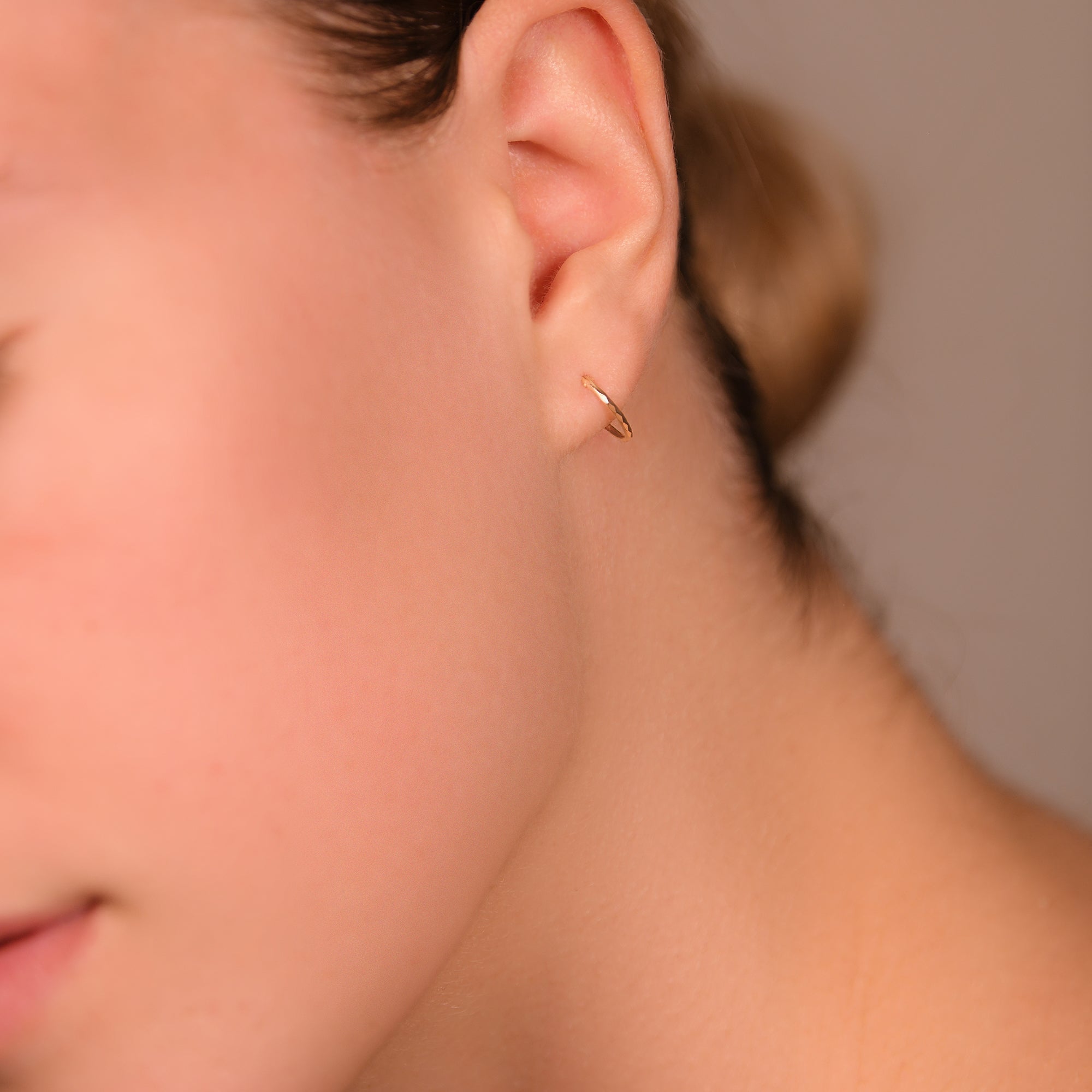 Boucles D'Oreilles "Créoles Twistées 10 Mm " Or Jaune 375/1000