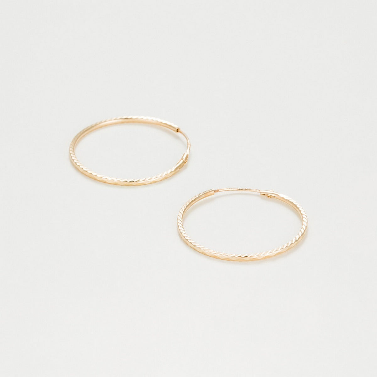 Boucles D'Oreilles "Créoles Twistées 20 Mm" Or Jaune 375/1000