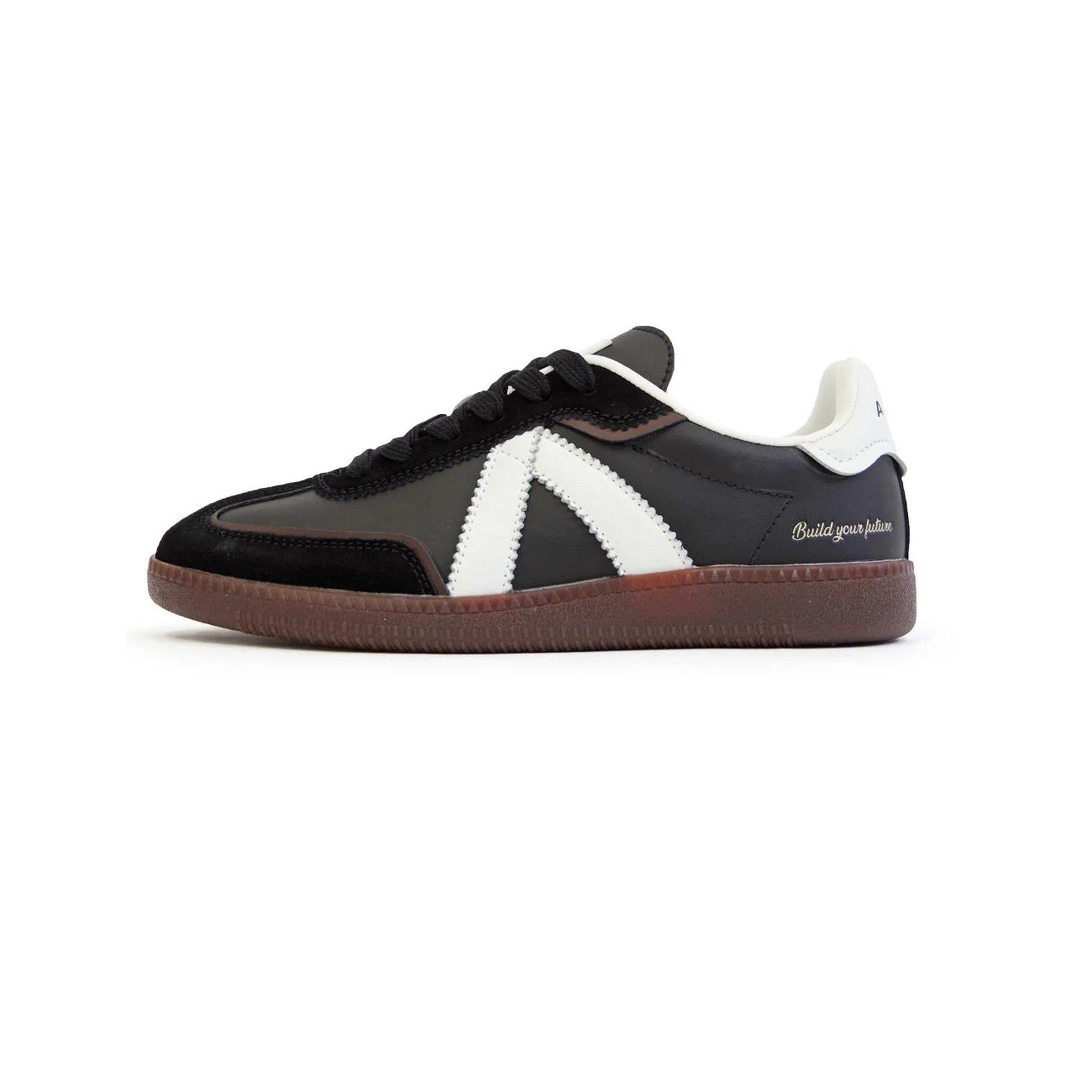Sneakers Elite Classic - Black /White Dk Gum
