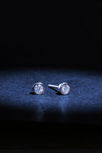 Boucles D'Oreilles "Puces Serti Clos 0,15"