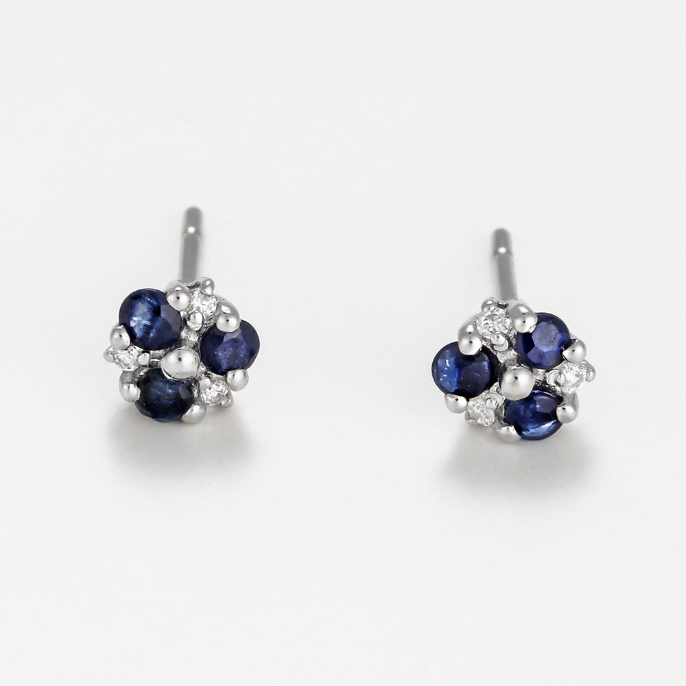 Boucles D'Oreilles "Three Little Sapphires" Diamants 0,03/6 Saphir0,33/6 - Or Blanc