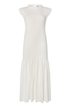 Robe Emma White