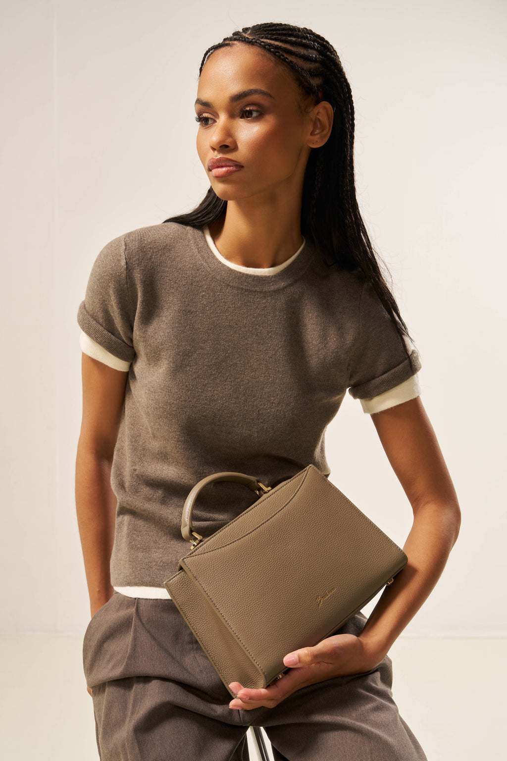 Alba - Taupe