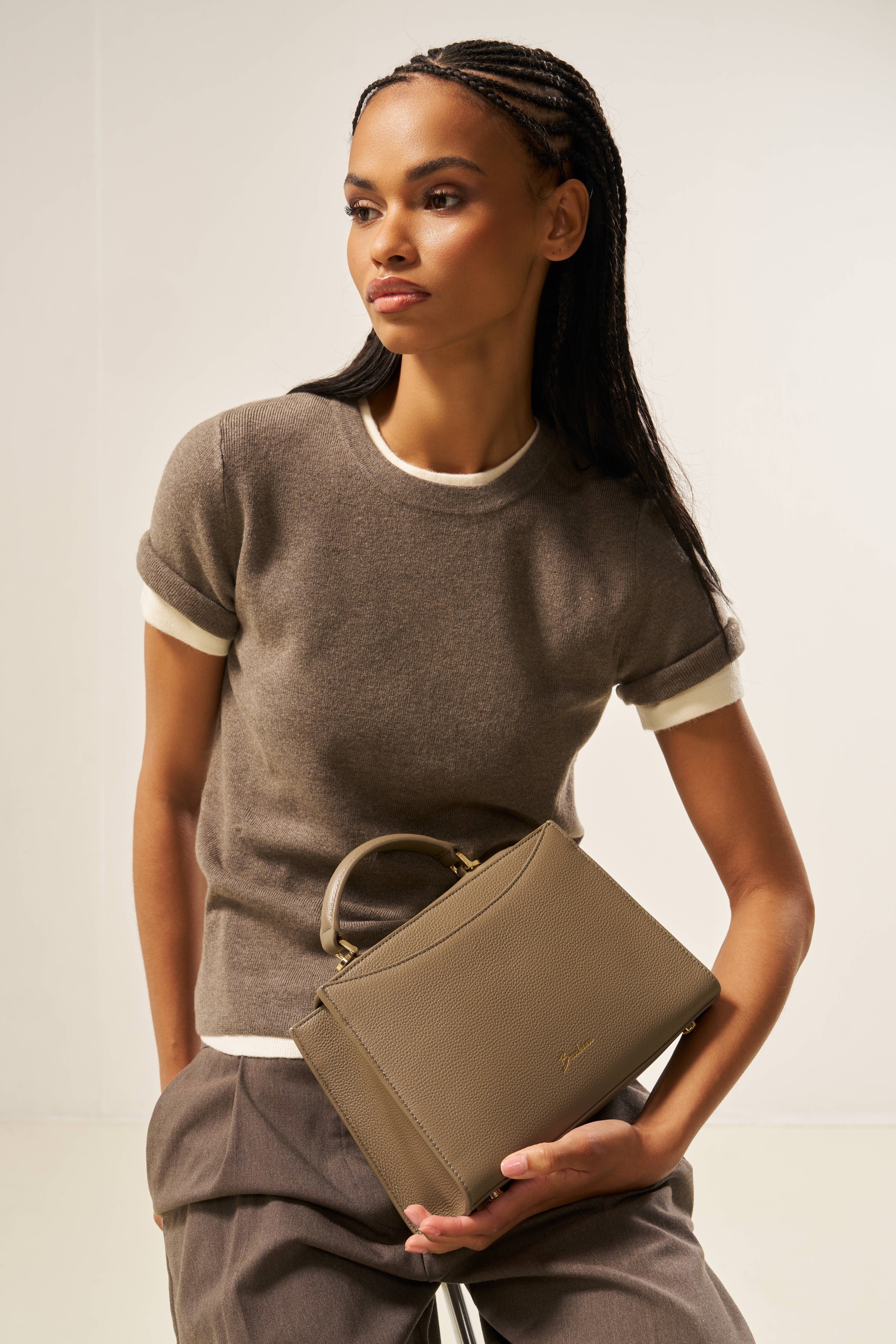 Alba - Taupe