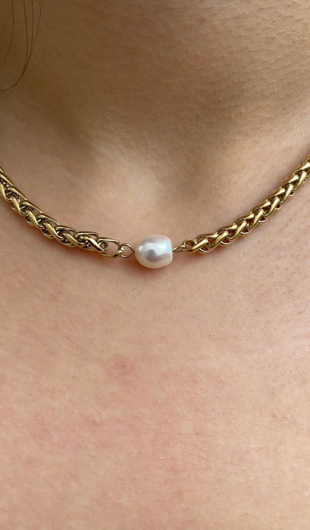 Collier Middle Pearl