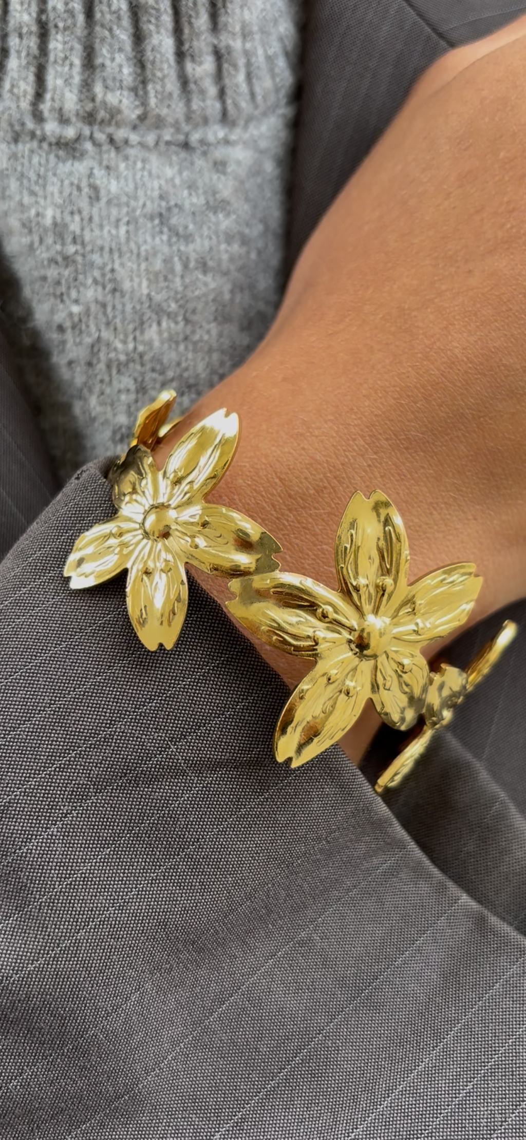 Bracelet Flower Bangle