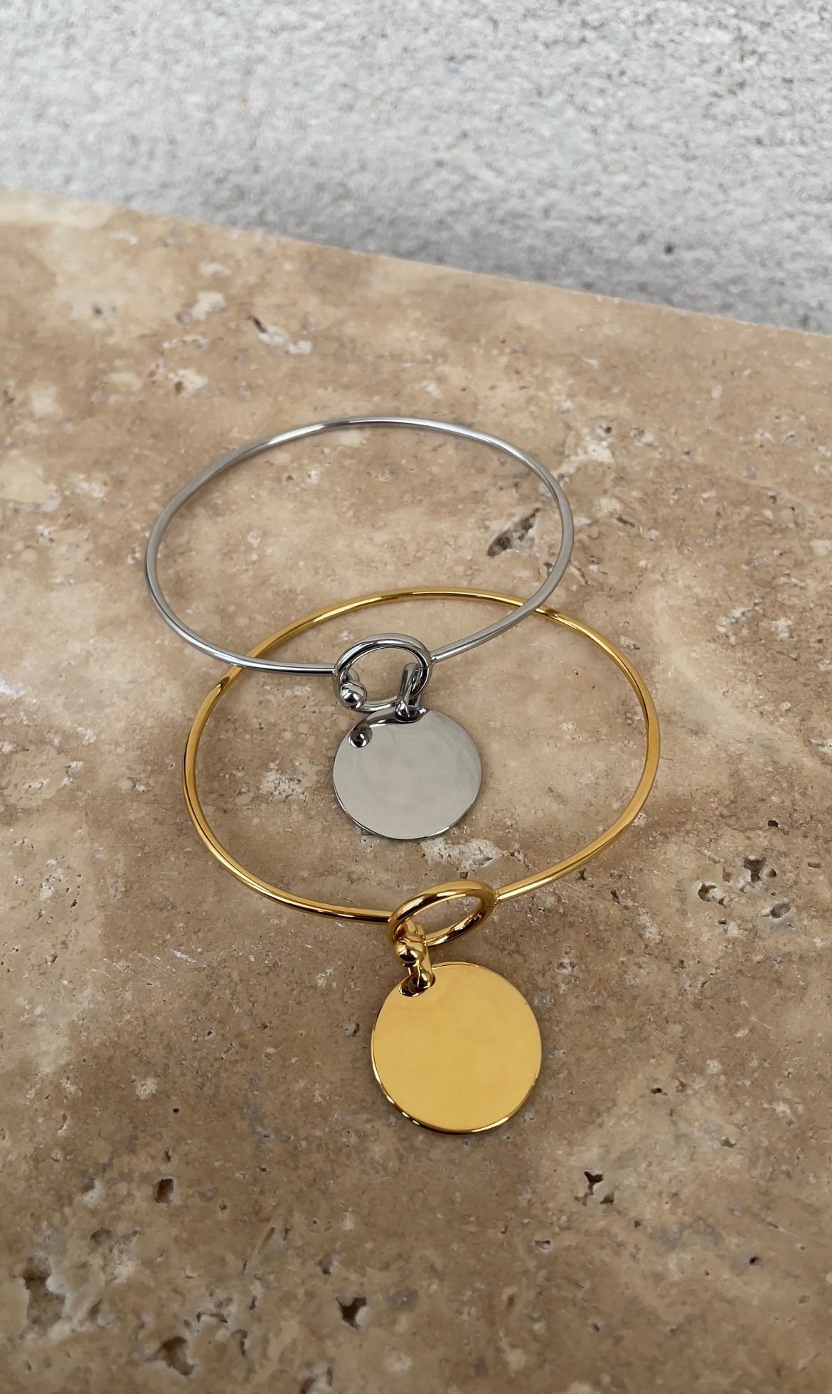 Bracelet Dangling