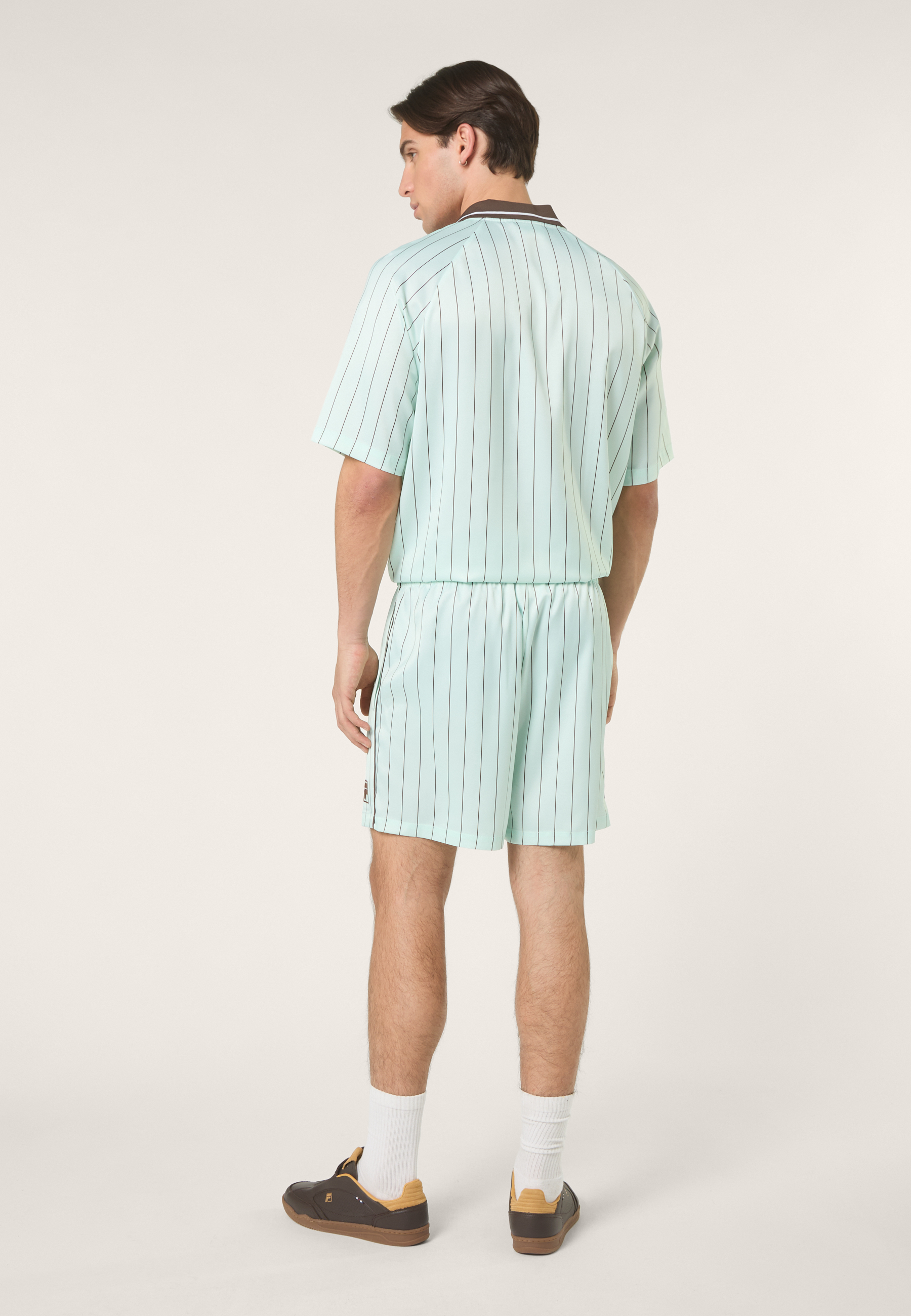 Short En Satin À Fines Rayures Ample - Mer Apaisante / Rayé