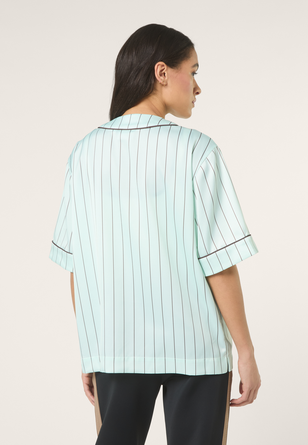 Chemise De Baseball En Satin À Fines Rayures Boxy - Mer Apaisante / Rayé