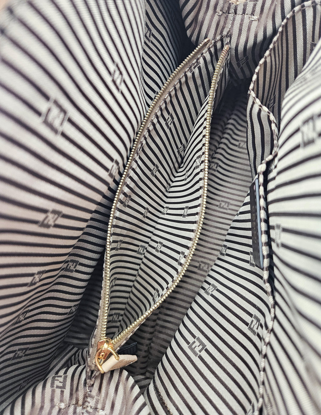 Sac Fendi Caméléon Bicolore En Cuir