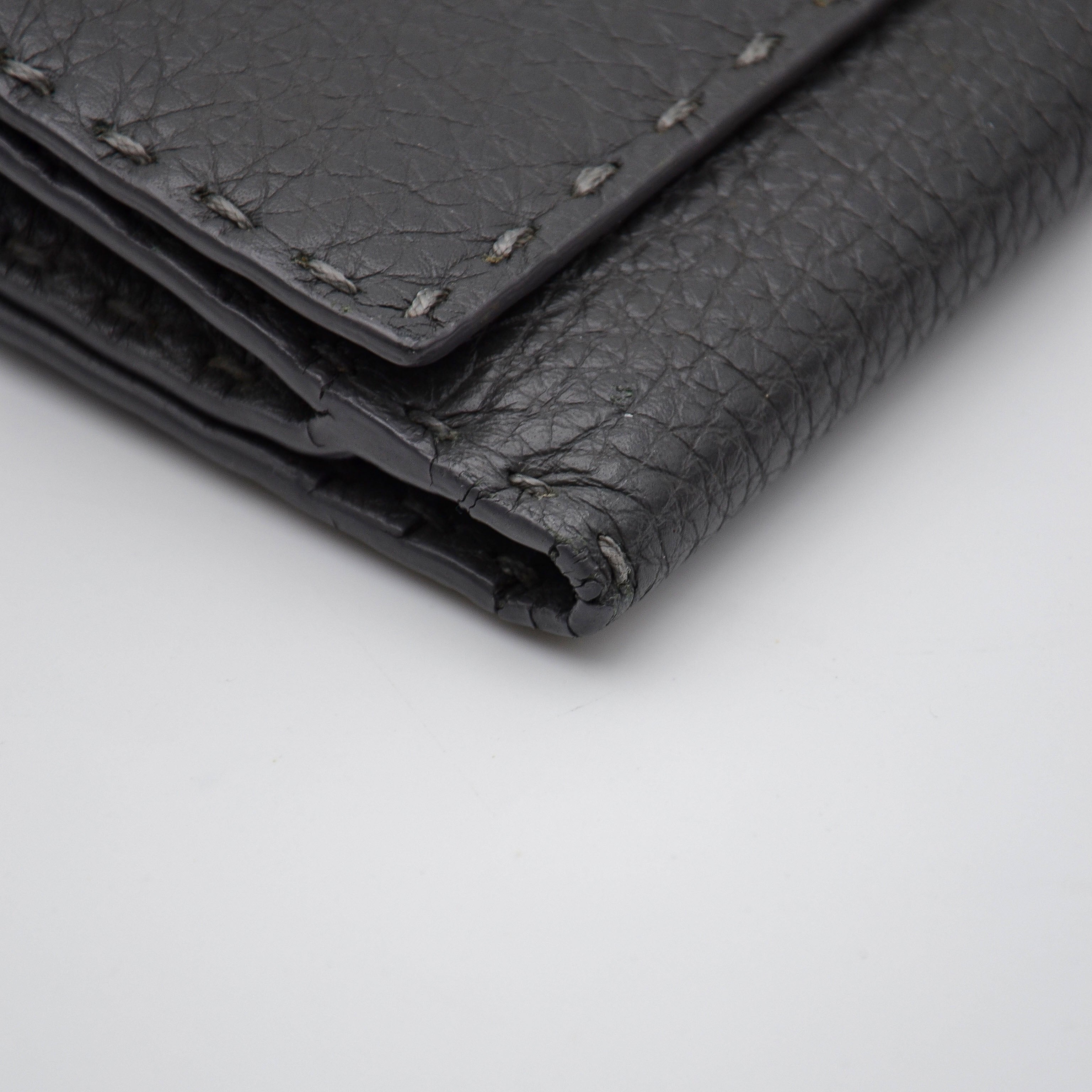 Portefeuille Fendi Selleria Cuir Grainé Gris Anthracite Unisexe