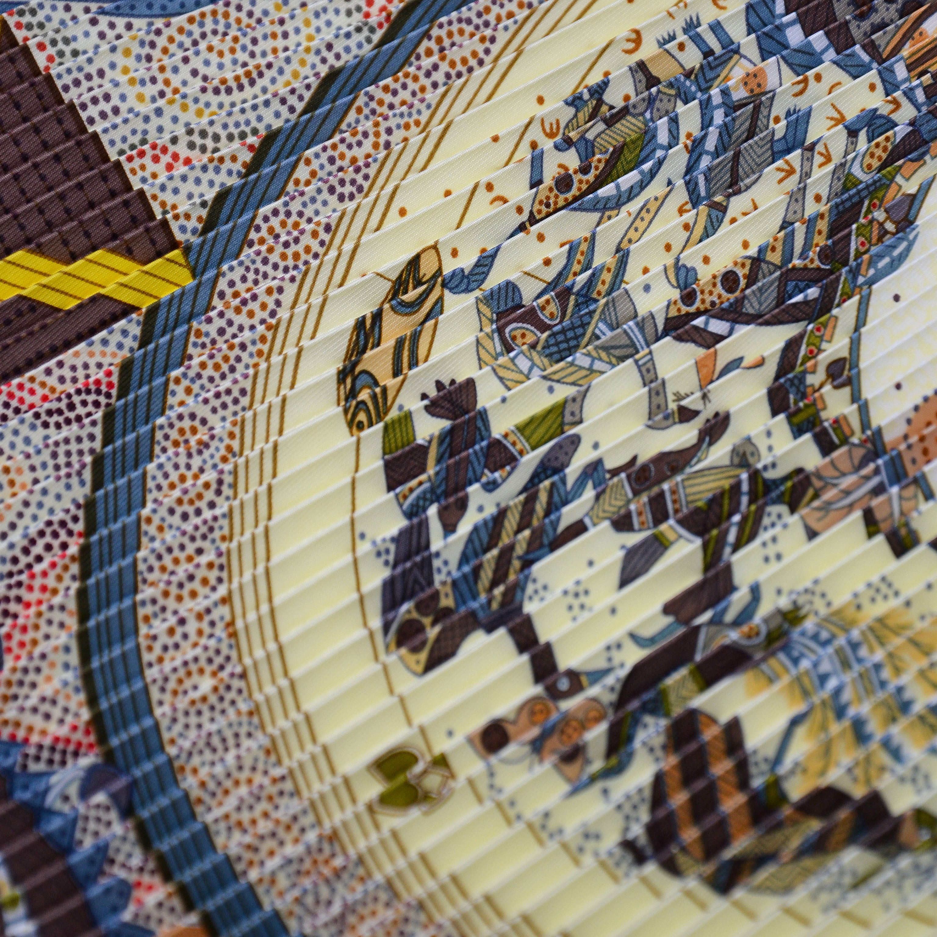 Foulard Hermès Plissé "Rêves D'Australie" 1999
