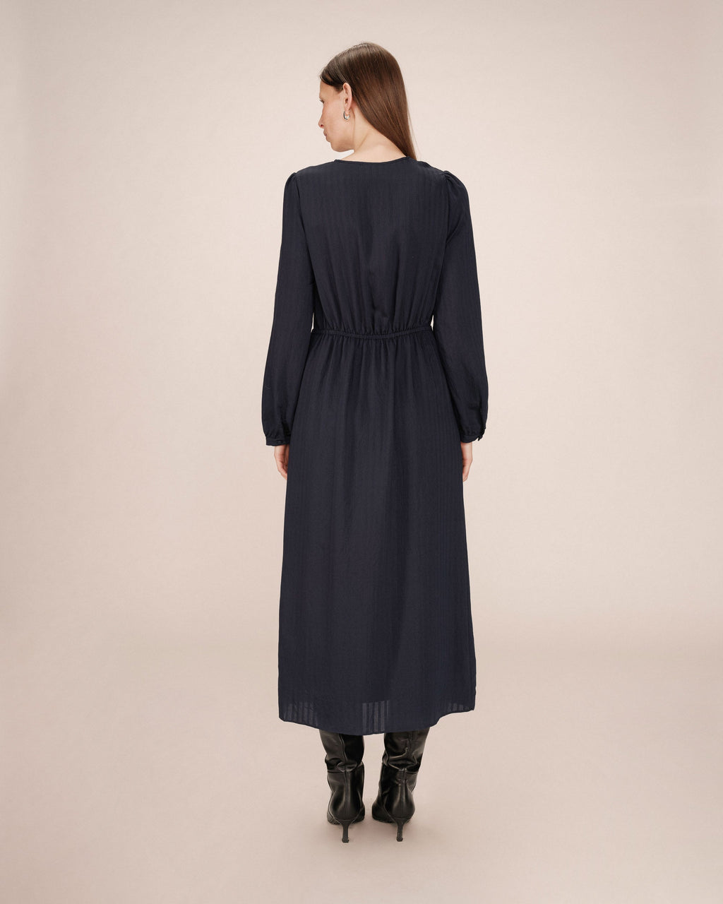 Robe Longue Decollete V Marine Shirley