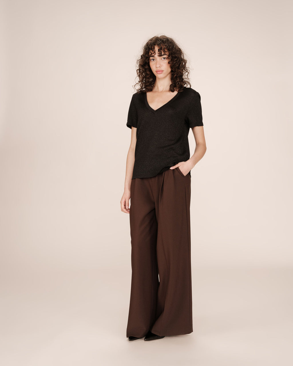 T-Shirt Col V Noir Stardust