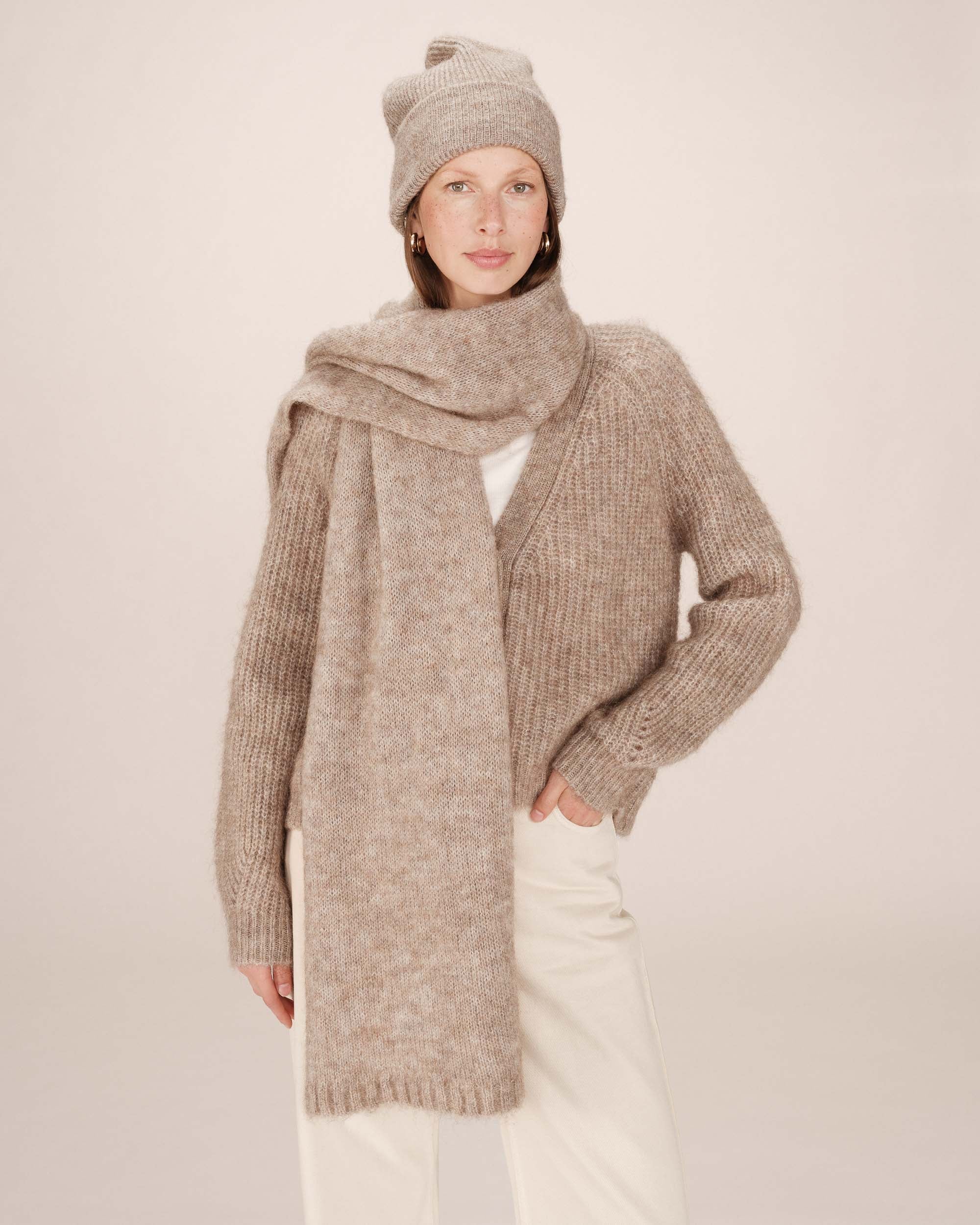 Cardigan Greige Saluda