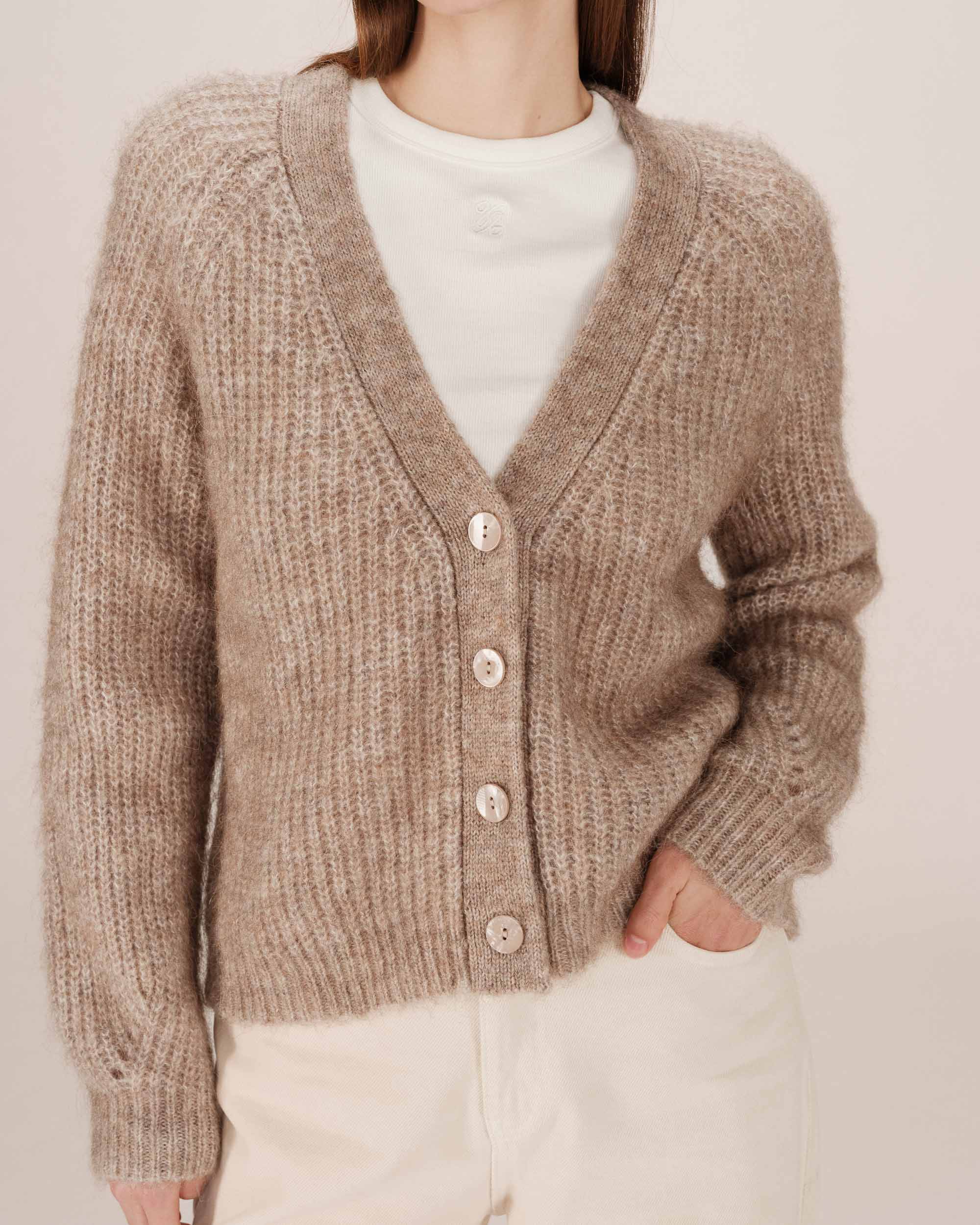 Cardigan Greige Saluda